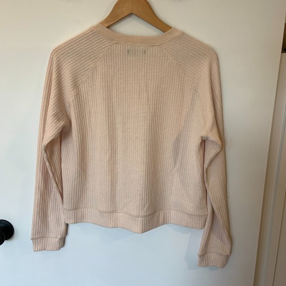 NWOT Team LTD Pale Peach Waffle Long Sleeved Henley Style Top Size Medium - Picture 9 of 9